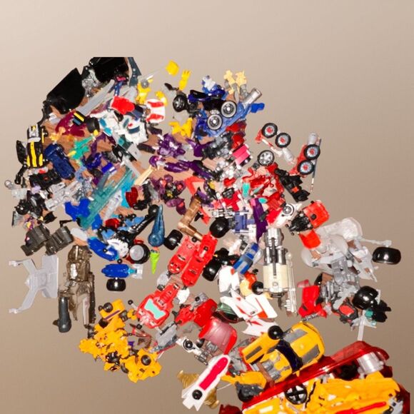 4 Lbs Lot of Transformers Construct Bots Parts & Weapons - Picture 2 of 5